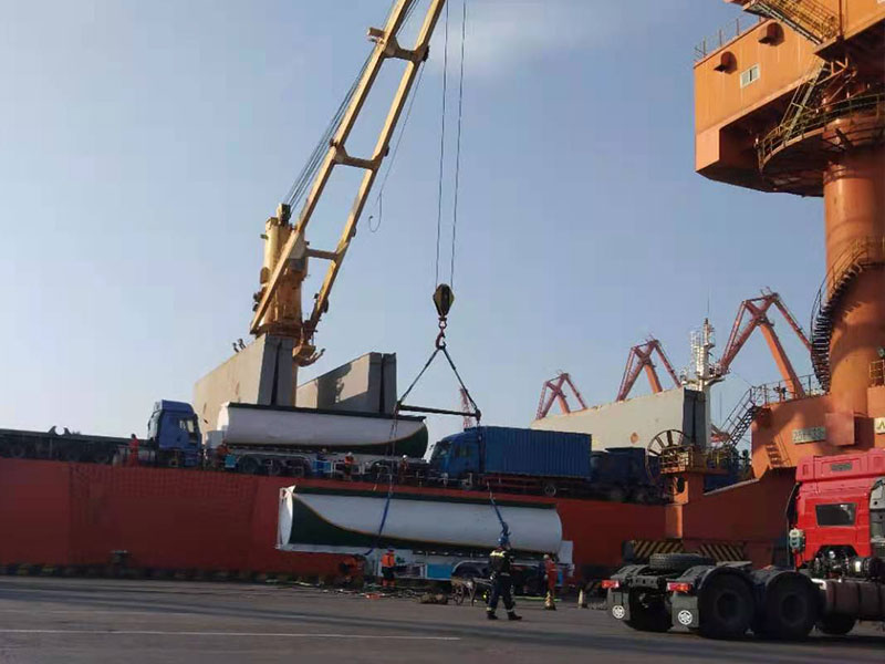 10 pc Aluminum fuel trailer delivery to Saudi Arabia - HOWO Truck Export Successful Case | Heavy Duty Vehicle Delivery